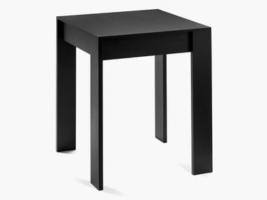 Tavolino quadrato in faggio MALÈ Serax