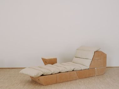Chaiselongue aus massivem Holz REVERSIBLE SPACE PROGRAM Smarin