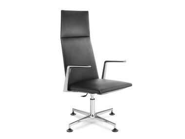 Sedia ufficio operativa girevole in pelle con schienale alto a 4 razze .LEPTOS 4001 Spiegels