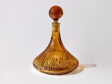 Flasche aus mundgeblasenem Glas MAESTRALE Studio Bojola