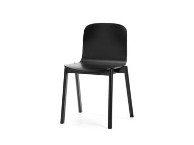 Silla apilable de madera pintada ALL'ESSENZA TON