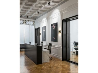 TRAPZ LED wall light By Modular Lighting Instruments