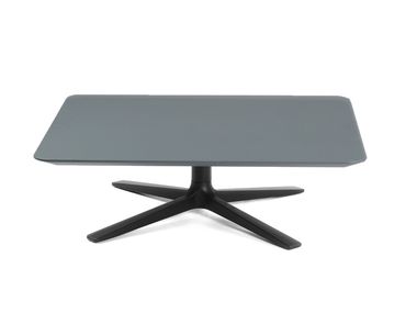 Low square coffee table TRIFIDAE Prostoria