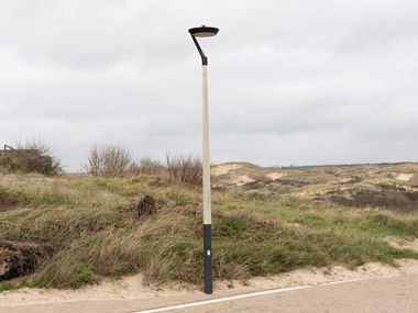 LED solid wood street lamp ICON timberlab