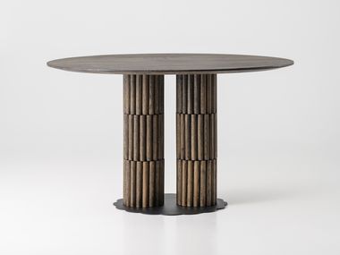 Tavolo rotondo in legno con base centrale EON Tivoli