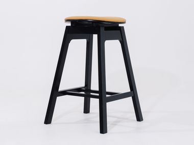 High beech stool with padded seat GUSTAVE Tivoli