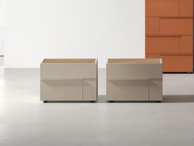 Comodino in legno con cassetti HASHTAG Tomasella