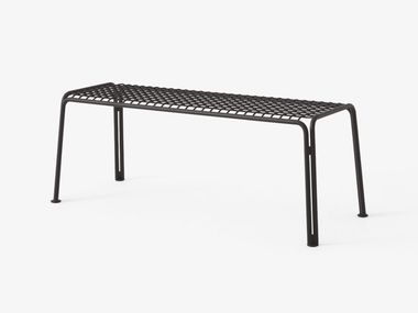 Panca da giardino impilabile in acciaio verniciato a polvere THORVALD SC112 &Tradition