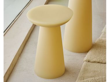 Resin bathroom stool / coffee table COS Vallvé