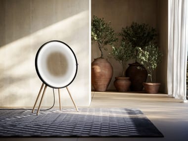 Specchio con illuminazione integrata FOGGY FREE-STANDING Vanità Living