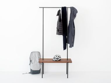 WALNUT COAT RACK #01 mueble de entrada By weld & co