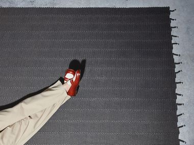 Alfombra hecha a mano para exterior PLEIADI Warli