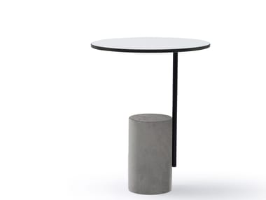 Tavolino rotondo in cemento XAXA Quinti Sedute