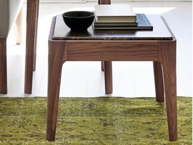 Mesa de centro baixa quadrada de nogueira ZIGGY 1 Porada