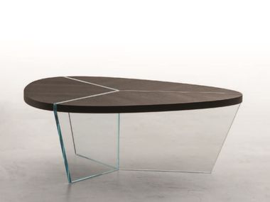 Mesa de centro baixa triangular AIDA Tonin Casa