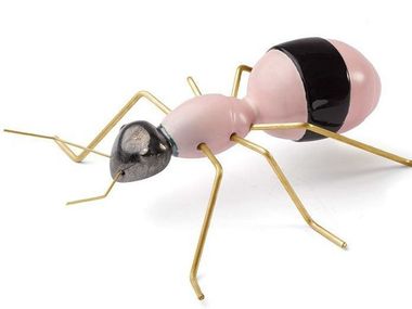 Ceramic decorative object ANT ROSE Mambo Unlimited Ideas