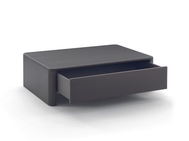 Mesa de centro retangular com armazenamento TOKIO arflex