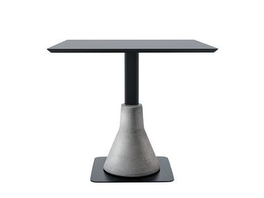 Square cement dining table BIG FOOT Sedex
