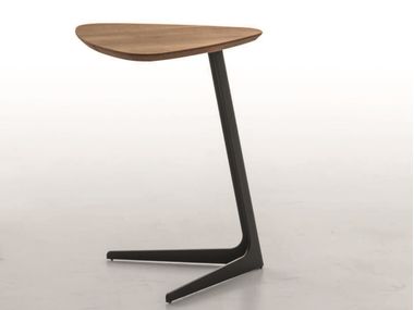 Mesa de centro triangular de carvalho CELINE Tonin Casa