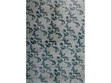 Rectangular patterned wool and silk rug CELADON IN GREEN & GREY Zollanvari