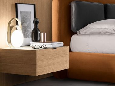 Comodino rettangolare in legno FILO Kico