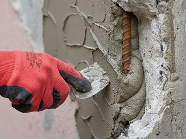 Structural mortars for concrete repair