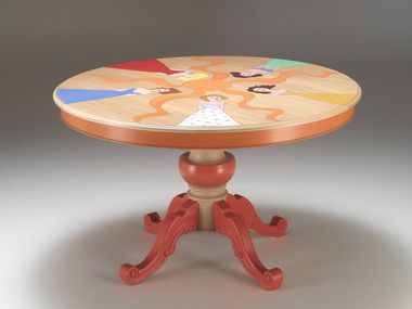 Round wooden table IL TAVOLO DELLE DONNE Mirabili