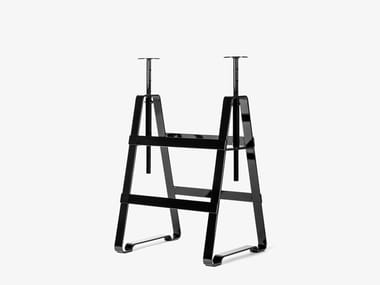 Atelier Haußmann, LACKAFFE Cavalletto in acciaio