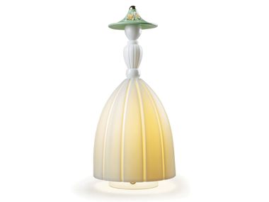 Handmade porcelain table lamp MADEMOISELLE DANIELA Lladró