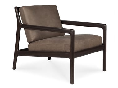 Poltrona in nabuk con braccioli JACK Ethnicraft