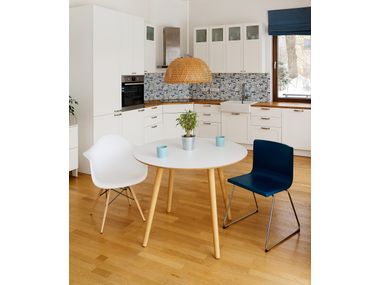 MAN Round HPL dining table By Radis