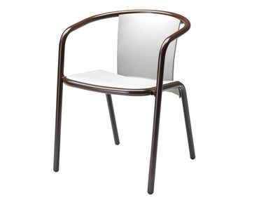 Stackable polypropylene chair with armrests MARÉ 539