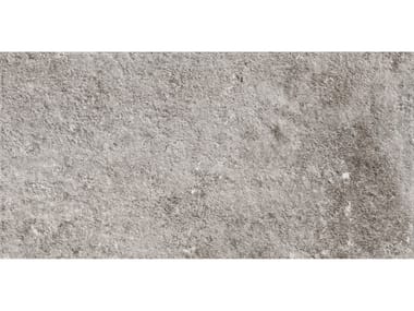 Pavimento per esterni in gres porcellanato effetto pietra PIETRA OCCITANA | Grigio