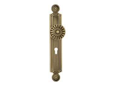 Chromed brass door knob on backplate with lock DAISY LINEA CALI'
