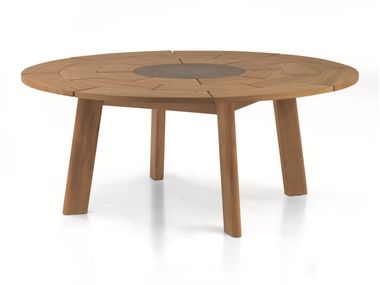 BRICK | Rectangular table By RODA design Gordon Guillaumier