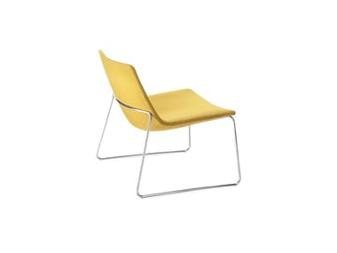Sled base fabric easy chair CATIFA 60