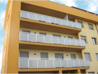 Glass and aluminium Window railing THEATRON By METRA