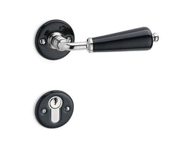 Maniglie per porte THPG