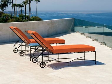 Chaise longues