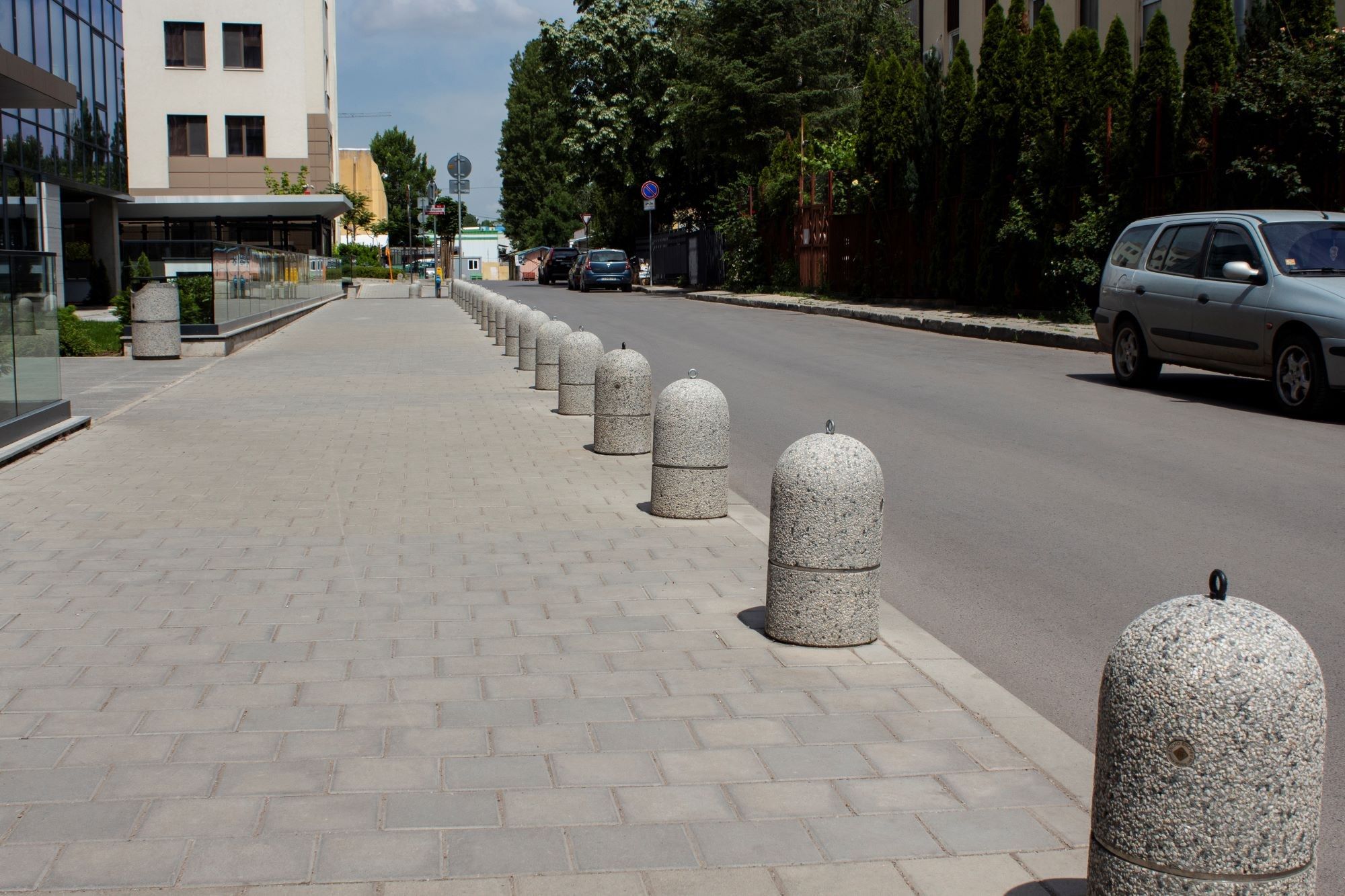 145/146 | Dissuasore by ENCHO ENCHEV - ETE - Dissuasore cilindrico fisso in calcestruzzo per catene - 2