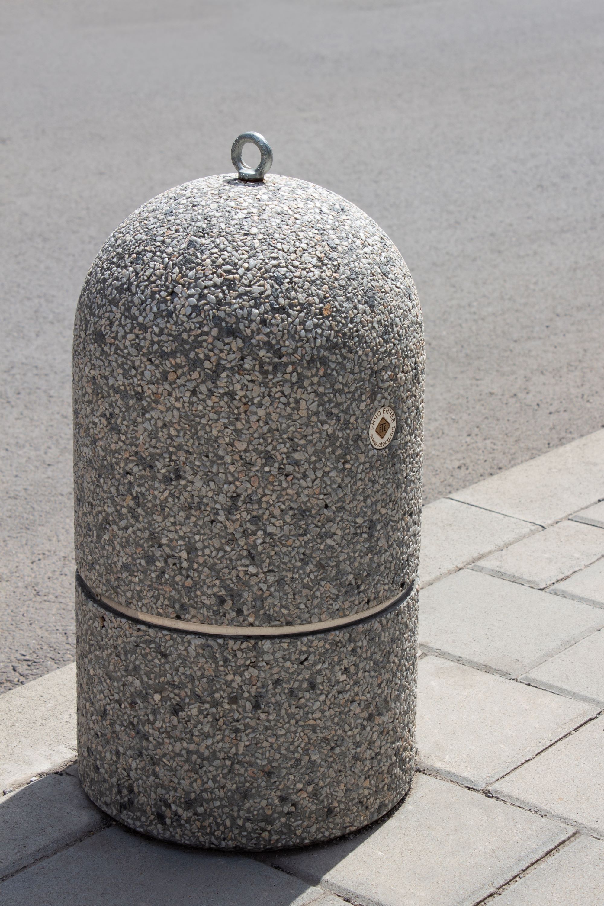 145/146 | Dissuasore by ENCHO ENCHEV - ETE - Dissuasore cilindrico fisso in calcestruzzo per catene - 4