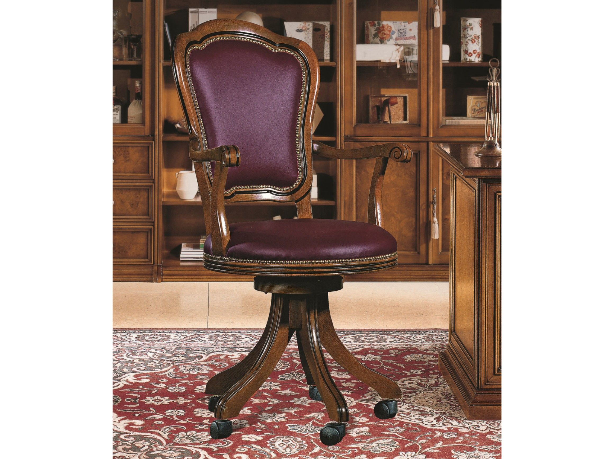 Swivel leather office chair with 5Spoke base with armrests 35TH