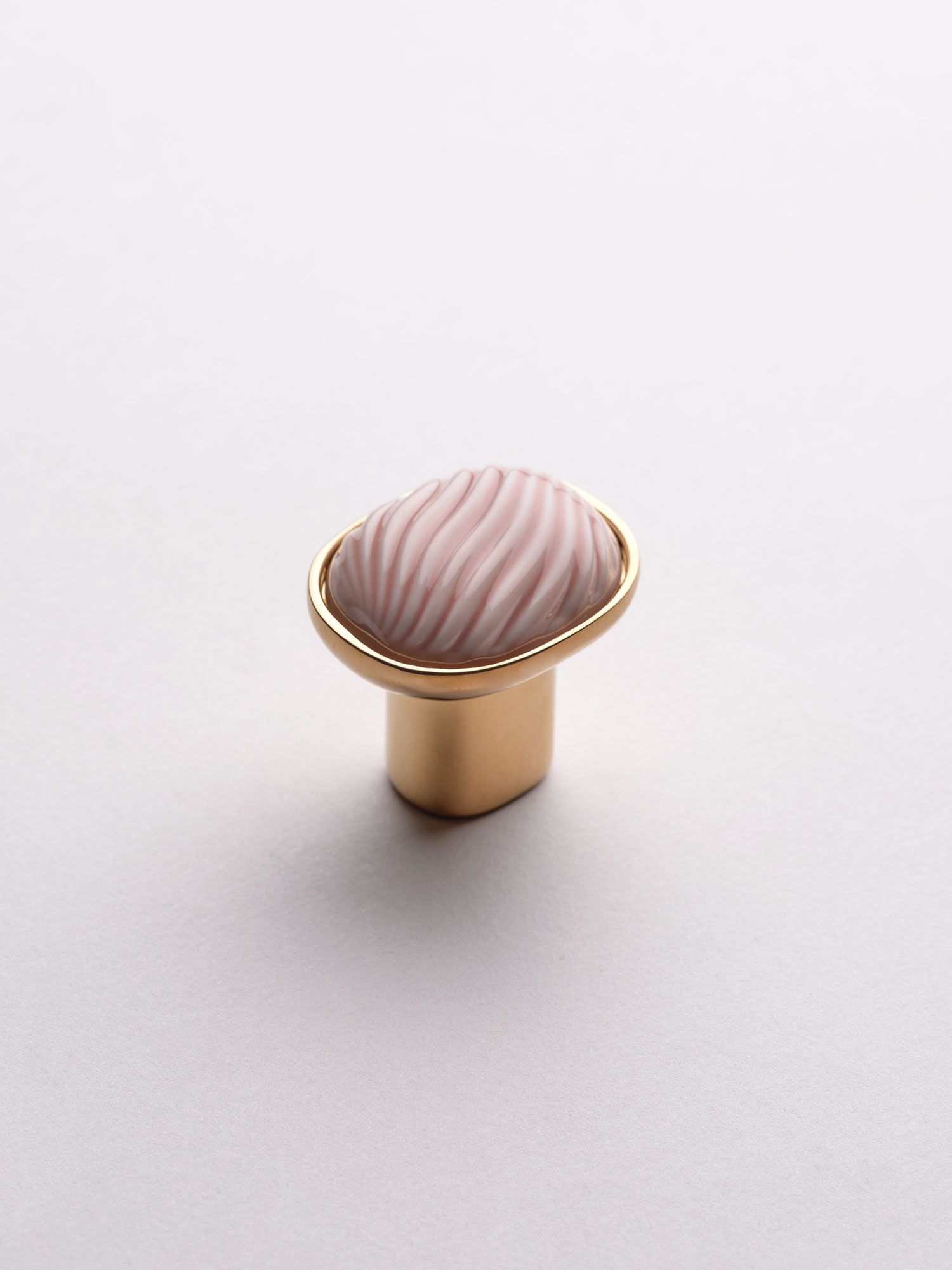 DUNE by Dnd - Pomello per mobili in porcellana e ottone - 10