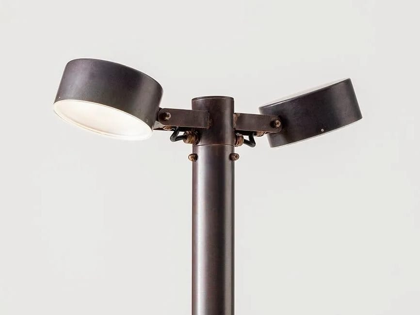 ACELUM by Aldo Bernardi - Testa palo a LED in ottone