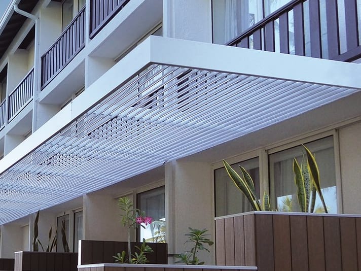 A-150 by Saxun - Frangisole in alluminio