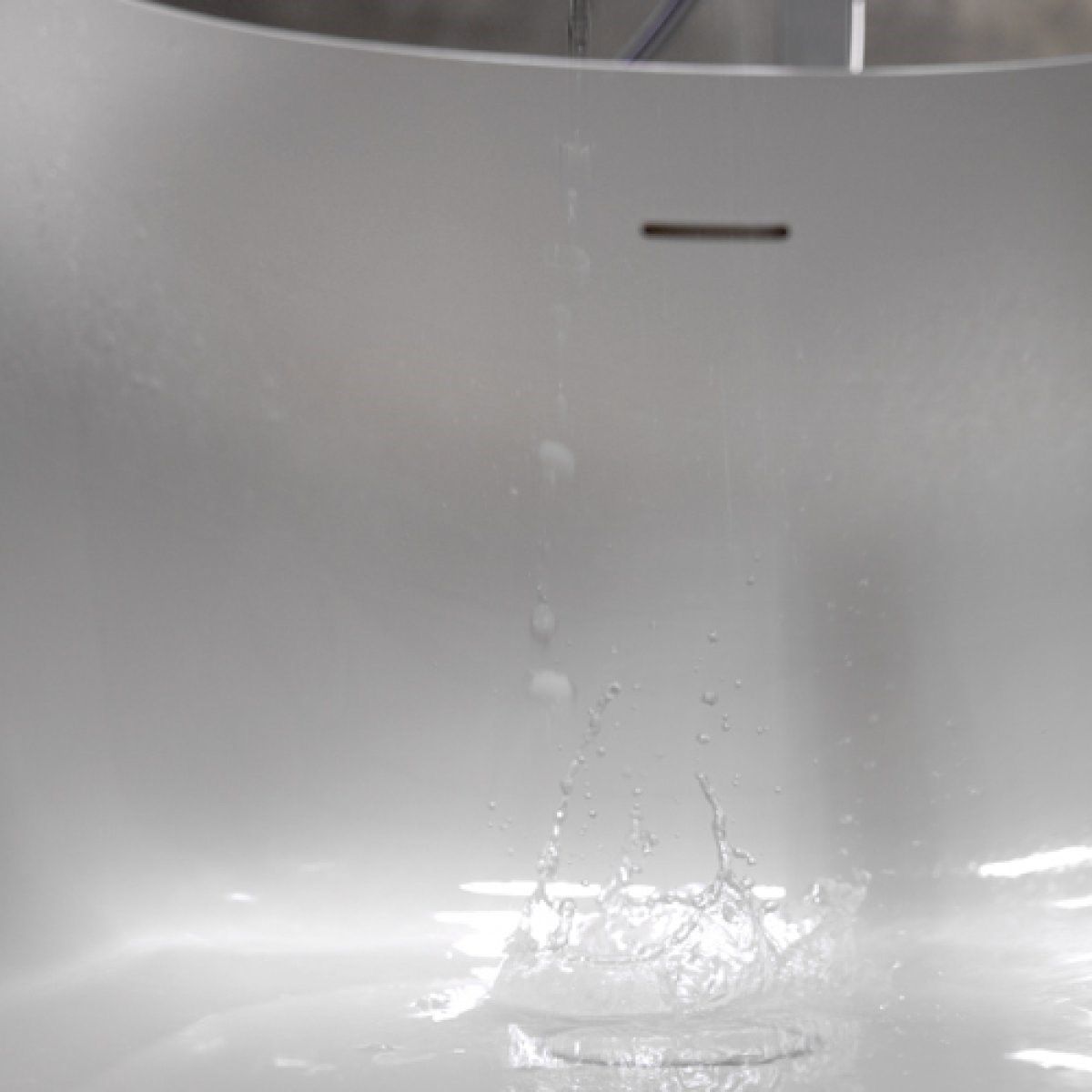 Freestanding oval Solid Surface bathtub ALEXIA COLOR By Blu Bleu