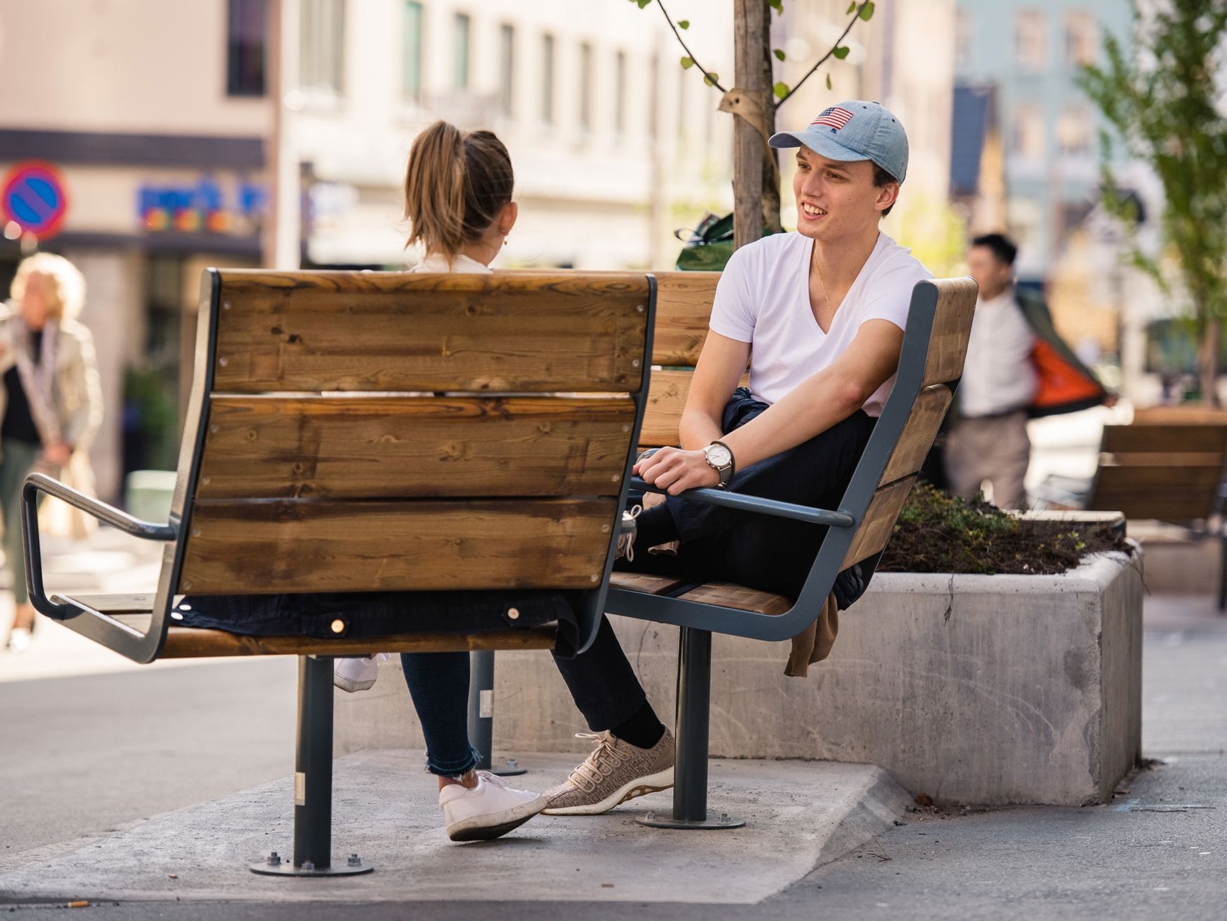 APRIL SEAT HIGH BACK Outdoor chair Wooden outdoor chair By VESTRE