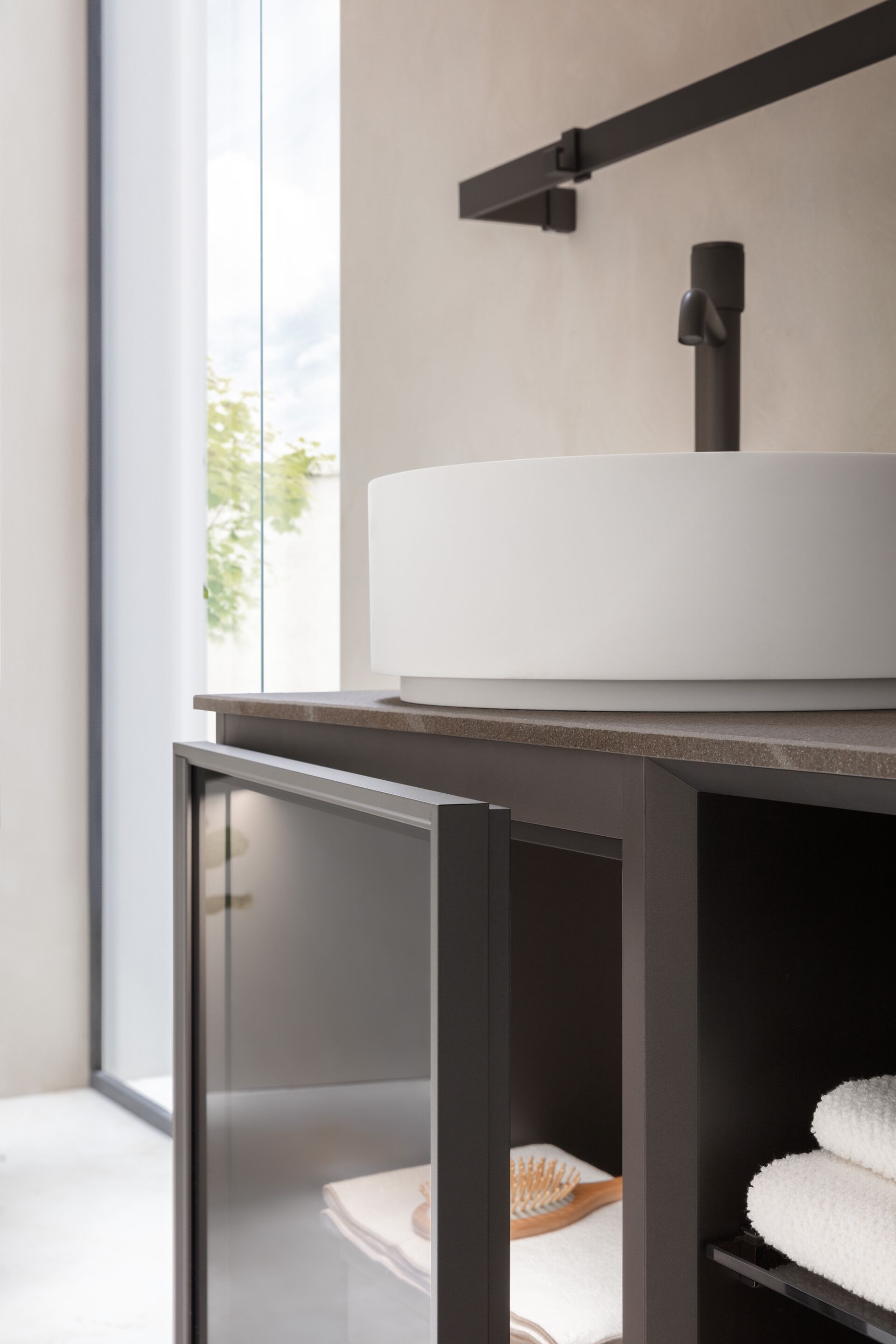 HORIZON SYSTEM by ARBLU - Mobile e walk-in con braccetto - 4