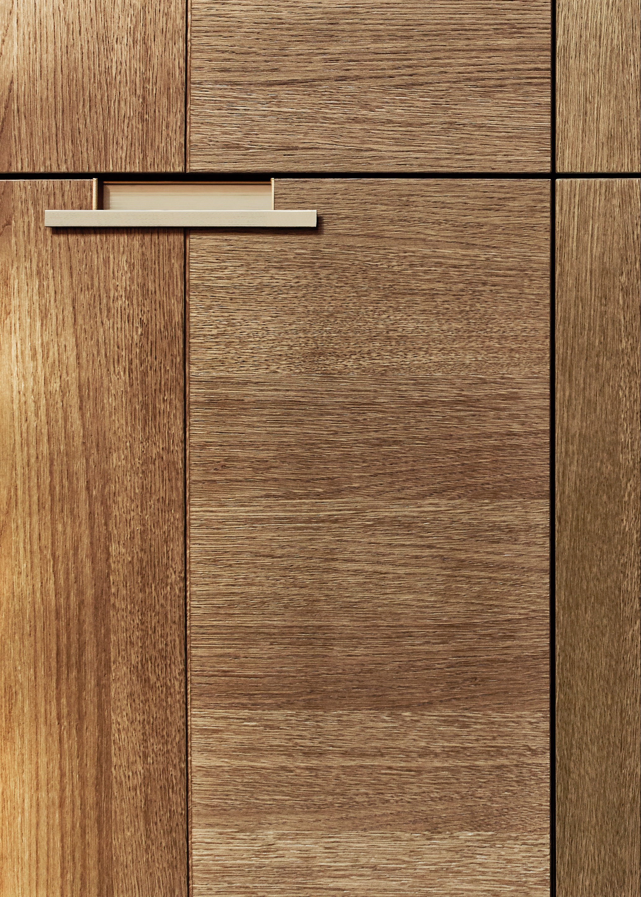 INTARSIO - ART & ORDER Oak and Green Guatemala marble kitchen with ...