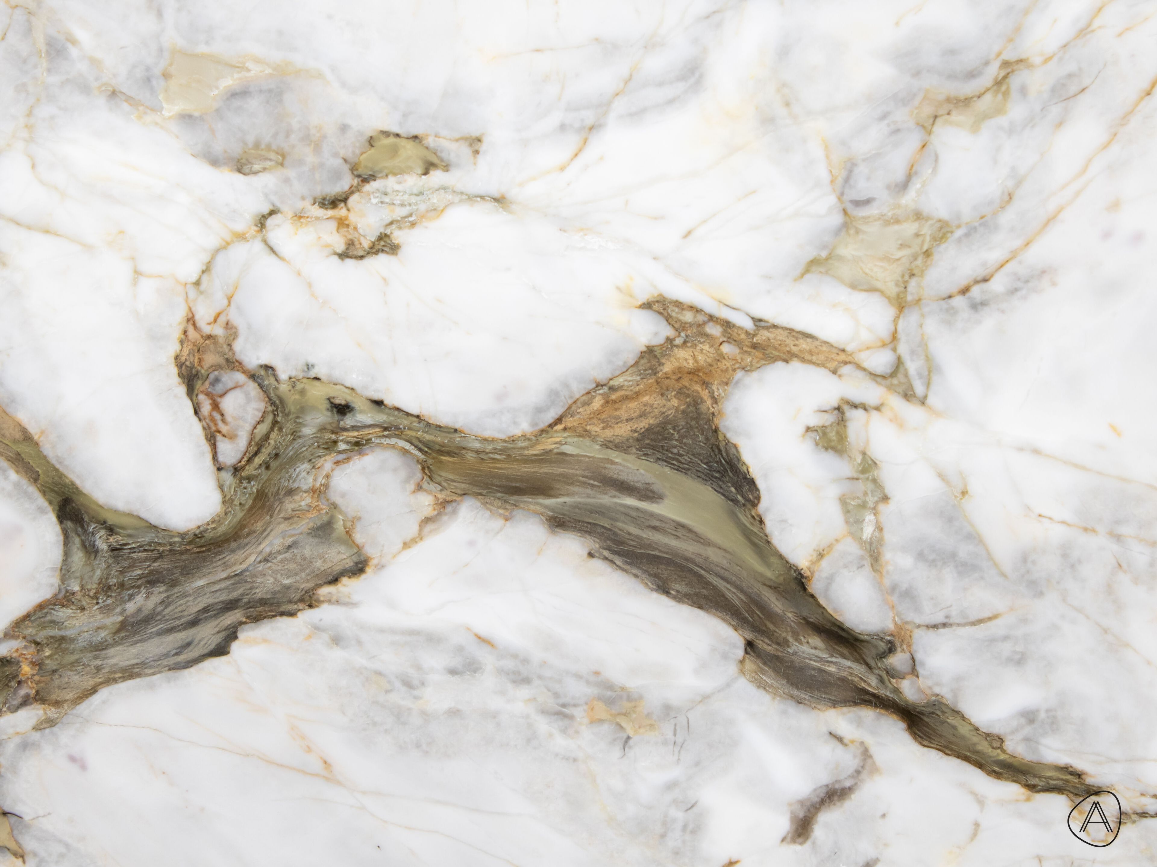 CALACATTA D'OR by Antolini® - Marmo